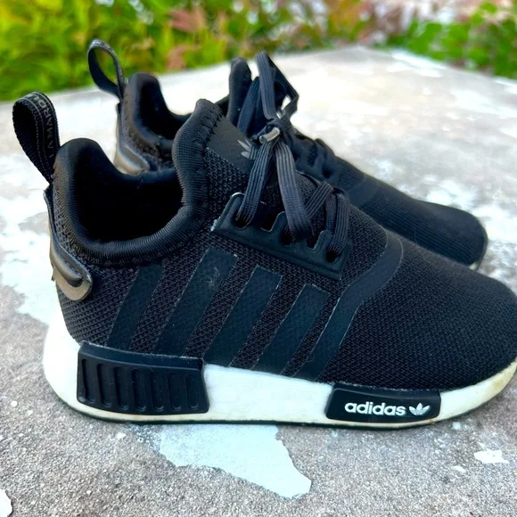 adidas | Shoes | Adidas Nmd R Size 7k Athletic Sneaker Running Shoe Black |  Poshmark